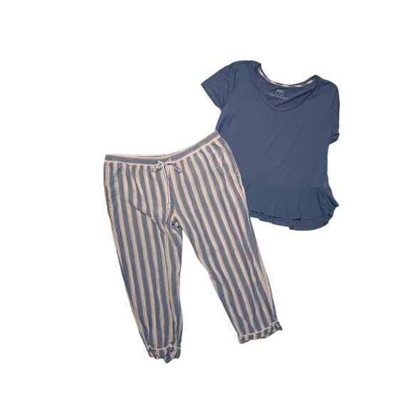 Gilligan & O'Malley Other - Gilligan and O'Malley Capri pajama set xl *